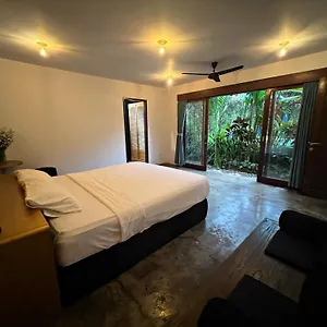 Bed & Breakfast Joyously Raw - Free Upgrade Subject To Availability, Ubud